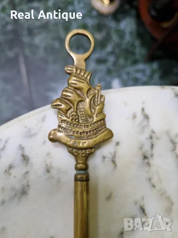 Антикварна английска бронзова обувалка , снимка 7 - Антикварни и старинни предмети - 50023739