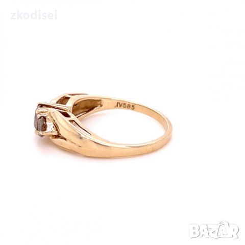 Златен дамски пръстен с 3бр. диаманти 4,73гр. размер:60 14кр. проба:585 модел:21204-1, снимка 2 - Пръстени - 45201031