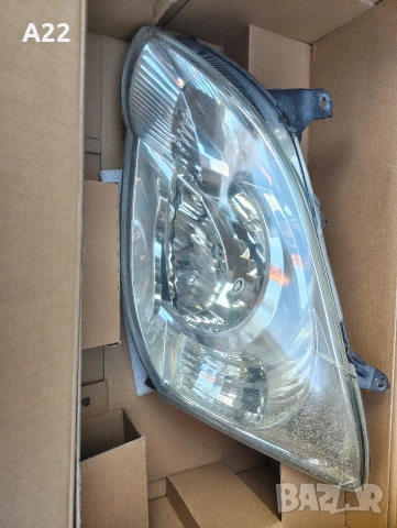 Ляв фар Тойота Корола 2004-2008 е120