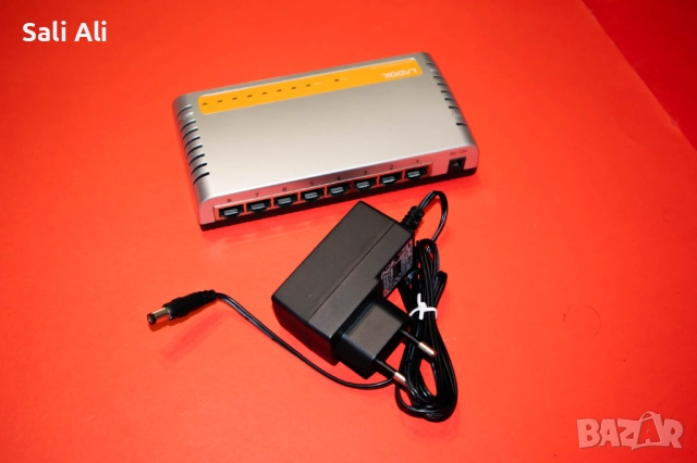 LADOX 8-портов мрежов суич – използван, отлично състояние