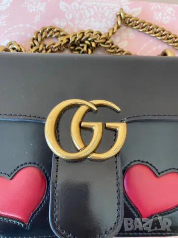 Gucci малка чанта естествена кожа, снимка 10 - Чанти - 48979847