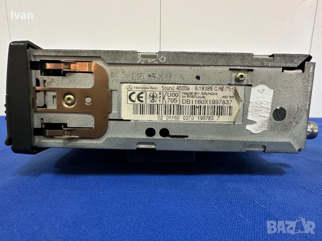 Продавам аудио плеър Mercedes Benz Sound 4000., снимка 4 - Аксесоари и консумативи - 53702927