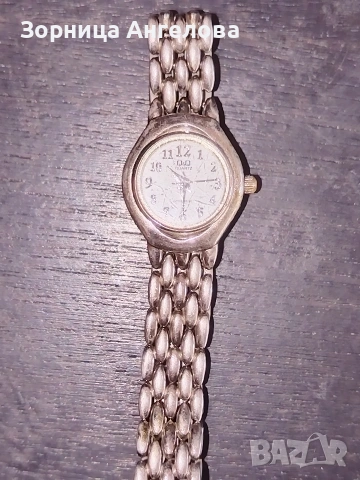 Японски часовник Q&Q Quartz. Не работи, снимка 2 - Дамски - 53487270