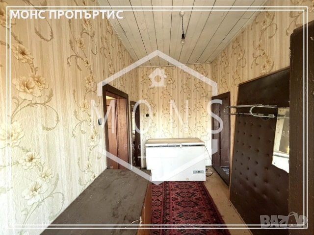 Двуетажна къща с два гаража в с. Обединение, обл. Велико Търново., снимка 11 - Къщи - 53325032