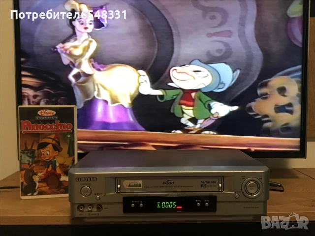 Видеокасети Robin Hood & Pinocchio VHS, снимка 16 - Анимации - 51472069