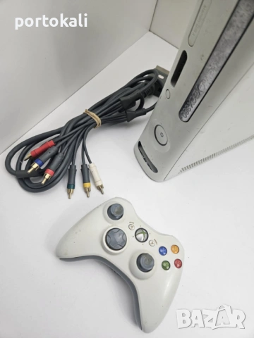 ЕксБокс Xbox 360 + джойстик кабели, снимка 3 - Xbox конзоли - 53385338