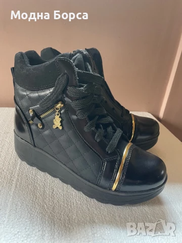 Обувки на едро, снимка 11 - Кецове - 51179133