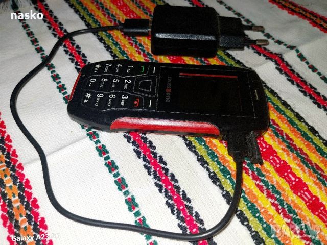 Мобилен телефон , снимка 2 - Телефони с две сим карти - 46459020