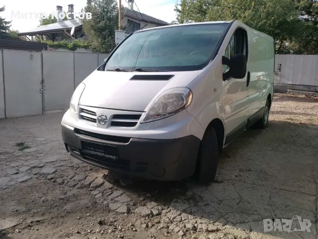 Nisan primastar 2,0 tdci 120 коня 2010 година, снимка 2 - Бусове и автобуси - 47203772