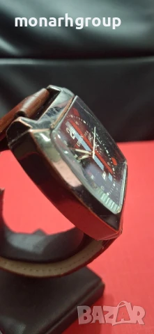 Часовник Curren 8002 /Драскотини по-стъклото и рамката/, снимка 4 - Мъжки - 50969183