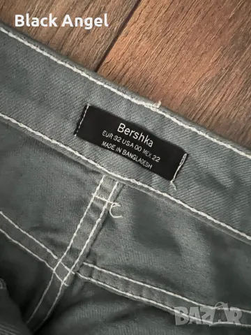 Дънки Bershka рр 32, снимка 2 - Дънки - 47572945