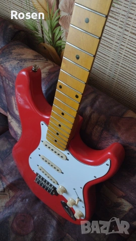 Продавам: винтидж,релик Гоулд страт🔥, снимка 8 - Китари - 53967066