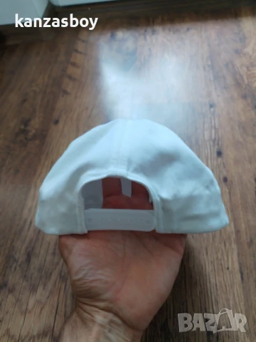 hugo boss - страхотна шапка , снимка 7 - Шапки - 50690050