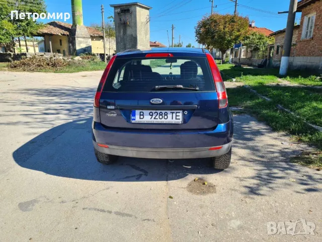 Ford Fiesta mk5 1.3 60 к.с., снимка 9 - Автомобили и джипове - 47387848