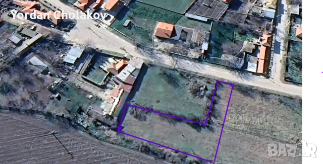 Поземлен имот  гр. Девня - 750кв.м.