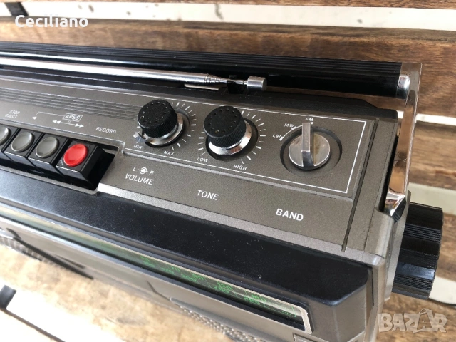 Радиокасетофон💥 SHARP GF 8080E(Japan), снимка 5 - Радиокасетофони, транзистори - 53761271