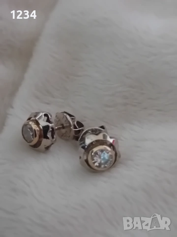 Старинни златни обеци цветя с диаманти 0,64 к. ръчно изработени, снимка 6 - Обеци - 54015261