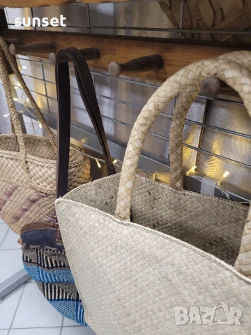 голам дървен стелаж, етажерка, снимка 3 - Етажерки - 50642299