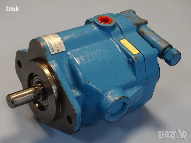 Хидравлична помпа Vickers PVB15RSY31C11 Hydraulic piston pump, снимка 2 - Резервни части за машини - 47861500