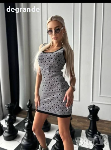 Дамска мини рокля от вискоза с жакардово лого Miu Miu, снимка 9 - Рокли - 50695078