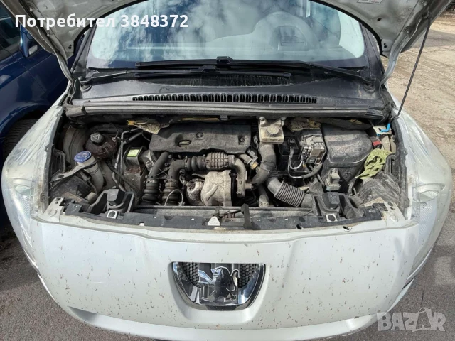 Peugeot 5008 1.6 HDI, снимка 9 - Автомобили и джипове - 50628189