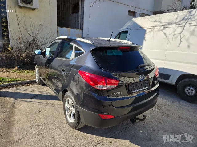 Hyundai ix35 2.0crdi, снимка 2 - Автомобили и джипове - 48564305