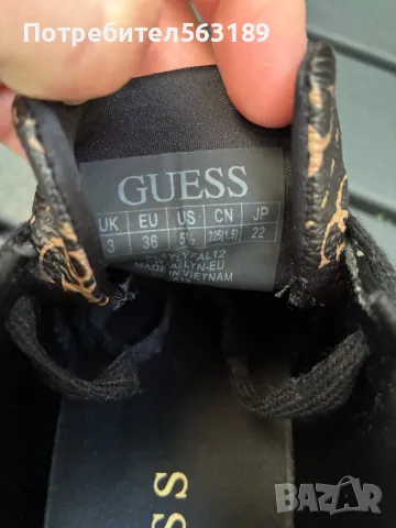 Дамски маратонки Guess, снимка 3 - Маратонки - 49518353