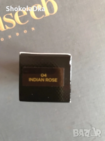 Червило Tom Ford, снимка 7 - Декоративна козметика - 52850168