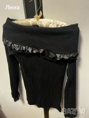 Блузка с кожени акценти 