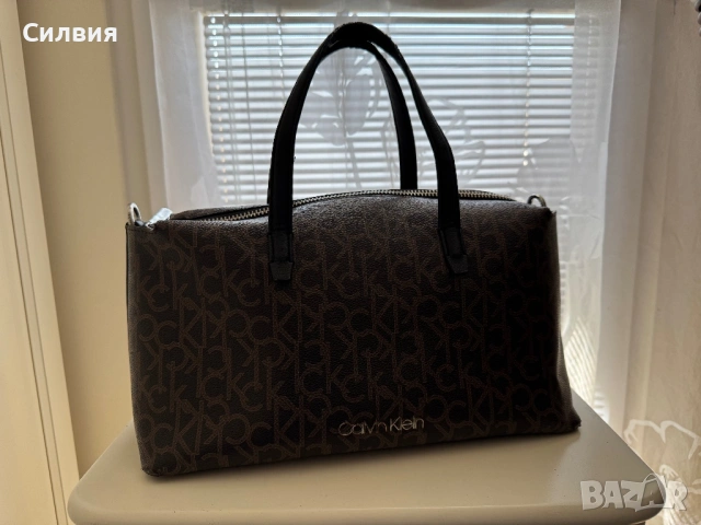 Чанта Calvin Klein, снимка 8 - Чанти - 53772117