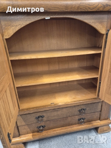 Масивен старинен античен шкаф, снимка 6 - Секции и витрини - 52503412