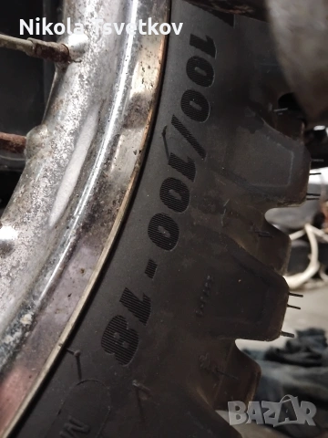 100/100-18 Michelin, снимка 5 - Гуми и джанти - 53768556