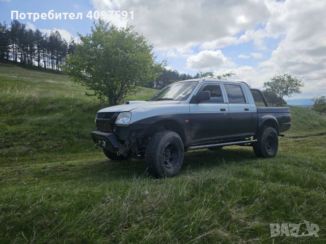 Mitsubishi L200 пикап, снимка 1 - Автомобили и джипове - 45731666