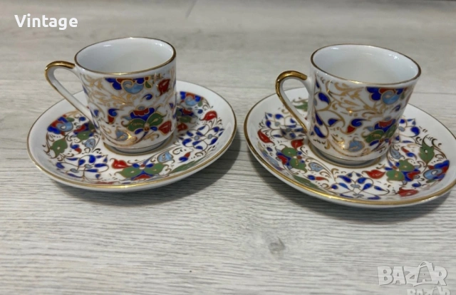 Порцеланов двоен сет за кафе ръчно рисувана с позлата , снимка 4 - Сервизи - 53971902