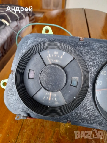 Старо табло Москвич, снимка 2 - Други ценни предмети - 53328669