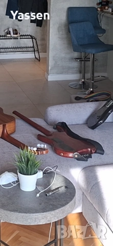 Търся Hohner The Jack бас китара Ibanez Premium F403856 (Без Въпроси), снимка 4 - Китари - 53027542