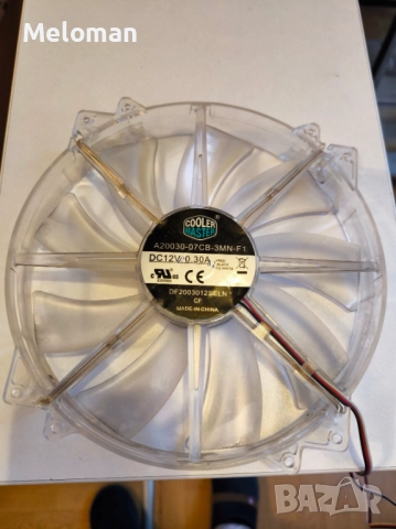 Продавам 5 използвани вентилатора Cooler master
