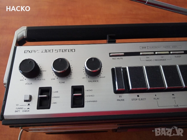 Loewe 8694 EPANDET STEREO Радио Касетофон , снимка 10 - Радиокасетофони, транзистори - 52076513