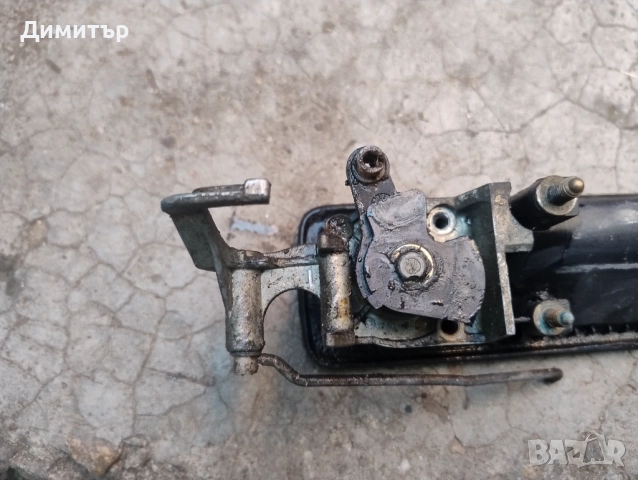 Патрон - Бутон Заден Капак За Фолксваген Голф 3 1996г Комби / VW Golf 3 1996y Combi, снимка 2 - Части - 52209223