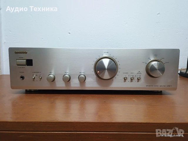 Стерео усилвател ONKYO A-9211. Перфектен. Супер звук! Изпращам видео. , снимка 2 - Ресийвъри, усилватели, смесителни пултове - 52856231