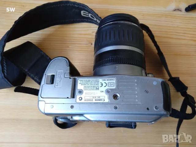 фото Canon EOS 300d + ef-s 18-55, 3 батерии+зарядно, 2 карти, чанта, снимка 8 - Фотоапарати - 49824824
