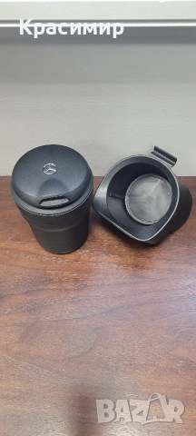 Пепелник Мерцедес Чисто НОВ Оригинален 