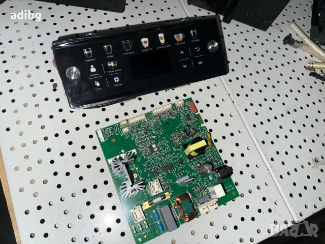 Платка Saeco PicoBaristo Deluxe SM5570 Основна Платка 1.9.30.310.00 V05 , снимка 2 - Кафемашини - 53598692