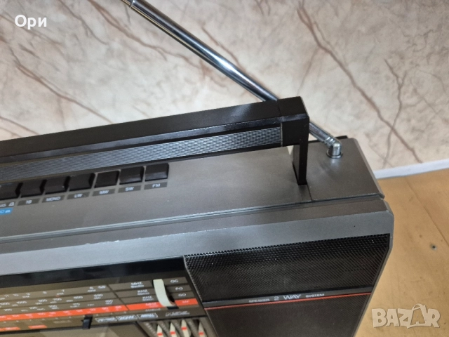 Радиокасетофон ITT Touring 320, снимка 8 - Радиокасетофони, транзистори - 52110408