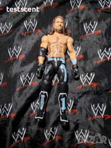 Екшън фигура WWE Elite AJ Styles Ей Джей Стайлс Mattel Figure, снимка 3 - Фигурки - 48438540