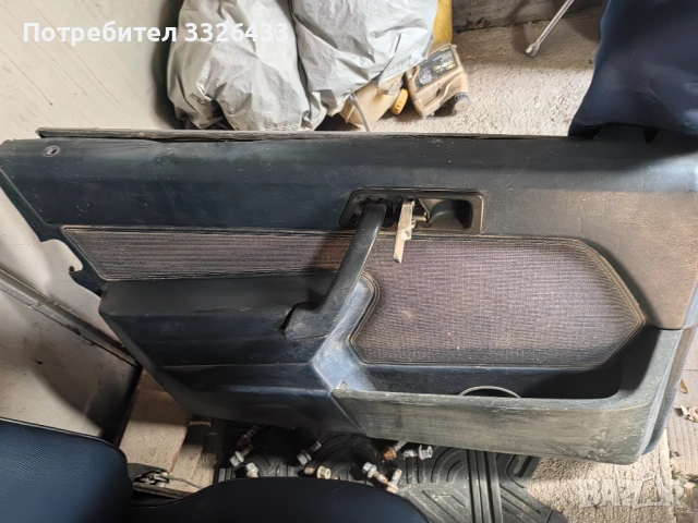 Син салон от Мерцедес 190 , снимка 10 - Автомобили и джипове - 53626973