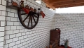 Стенни рафтове - етажерки с автентични реставрирани колела от каруца , снимка 17