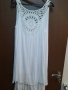 Бяла двуслойна дамска рокля № М-Л, снимка 2