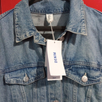 Ново със етикет. Дамско оригинално дънково якенце. H& M DENIM, снимка 4 - Спортни екипи - 44940458
