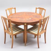 Винтидж Gustavian стил маса и 4 стола, снимка 1 - Антикварни и старинни предмети - 45462356